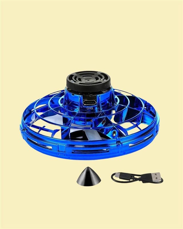 Magic Flying Orb Spinner Outdoor Toy — Assorted Colours
